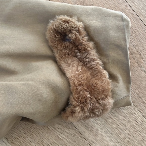 Vintage Fendi fur lined long coat with Fendi buttons and lining - Picture 4 of 8